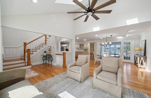 Terrell House | Lakeside Living - Firepit, Outdoor Fireplace, Kayaks, Arcade and much more!
