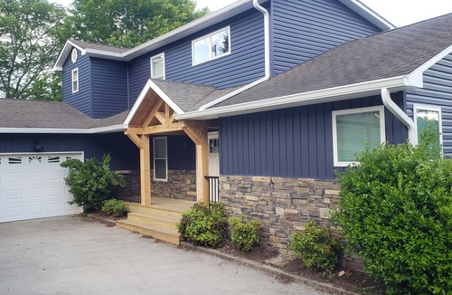La Follette House | Lakeside Oasis - Dock and boat slip, No-wake zone, Fire pit, Fiber-optic WiFi