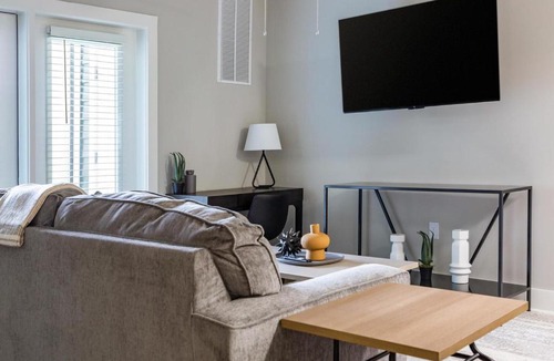 Fort Myers Apartment | Landing Amazing 1BD Gym Clubhouse