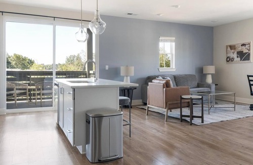 Oakwood Apartment | Landing | Amazing 1BD, Pool, Clubhouse