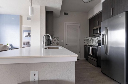 Biggar Apartment | Landing | Amazing 2BD, Gym, Clubhouse