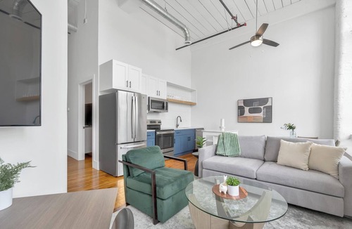 Greenville Apartment | Landing | Amazing 2BD, Yoga Studio, Gym