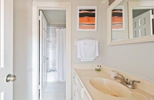 Green Hills Apartment | Landing at Chowning Square - 2 Bedrooms in Green Hills