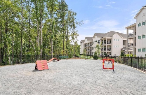 Bowling Green Apartment | Landing at The Newton Apartments - 2 Bedrooms in Palisades
