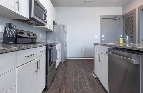 University District Apartment | Landing at The Nine @ Memphis - 4 Bedrooms in U.