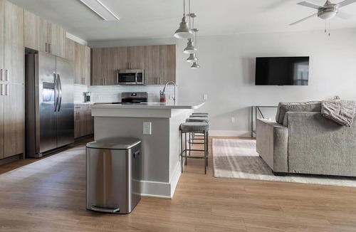 Fort Myers Apartment | Landing | Beautiful 1BD, Gym, Clubhouse