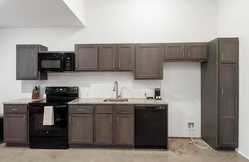 Downtown Memphis Apartment | Landing | Beautiful 1BD, Courtyard, Gym