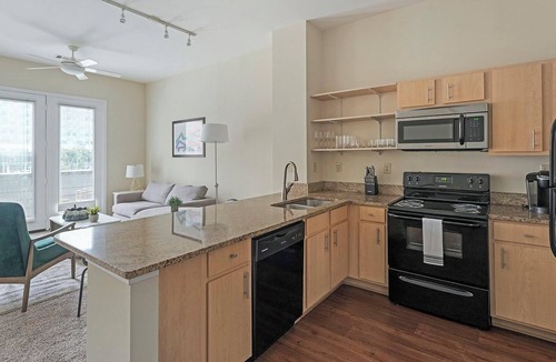 New Pathways Apartment | Landing | Chic 1BD, Gym, Clubhouse