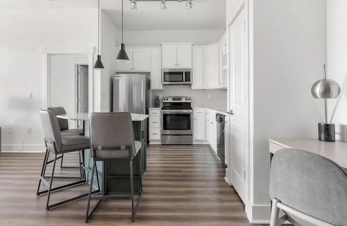 Cary Apartment | Landing | Chic 2BD, Pool, Gym