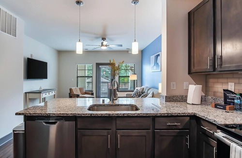 Hurstbourne Apartment | Landing | Incredible 1BD, Clubhouse, Gym