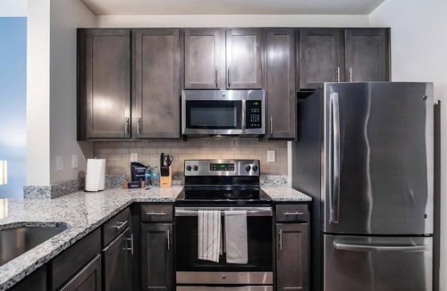 Hurstbourne Apartment | Landing | Incredible 1BD, Clubhouse, Gym