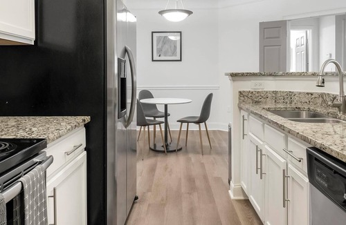 Buckhead Apartment | Landing | Incredible 1BD, Yoga Studio, Pool