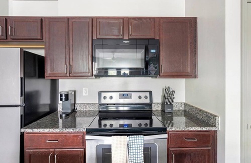 South Nashville Apartment | Landing | Incredible 2BD, Pool, Clubhouse