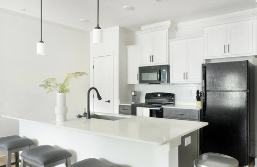 Asheville Apartment | Landing | Modern 1BD, Clubhouse, Gym