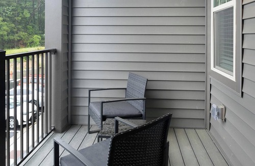 Asheville Apartment | Landing | Modern 1BD, Clubhouse, Gym