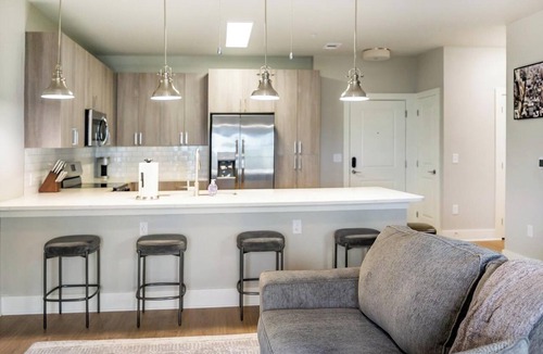Fort Myers Apartment | Landing | Modern 1BD, Gym, Clubhouse