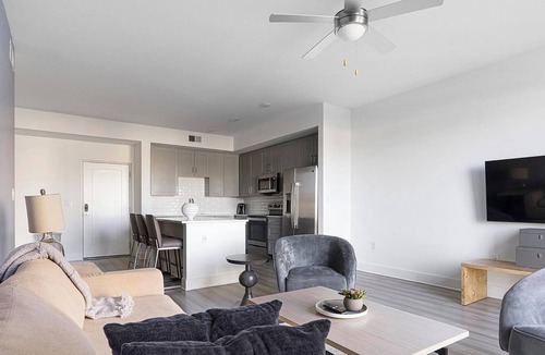 Fort Myers River District Apartment | Landing | Modern 1BD, Gym, Yoga Studio