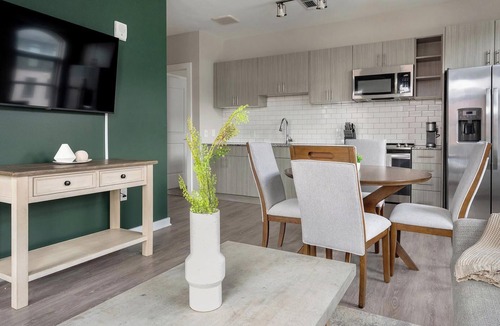 Yamacraw Village Apartment | Landing | Modern 2BD in Downtown