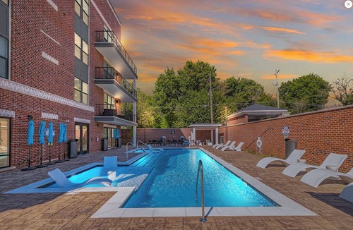 Midtown Apartment | Landing | Spectacular 1BD, Clubhouse, Pool