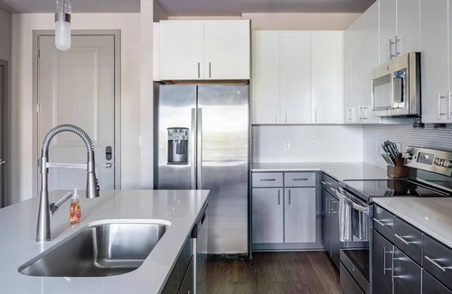 Pine Forest Apartment | Landing | Spectacular 2BD, Gym, Clubhouse
