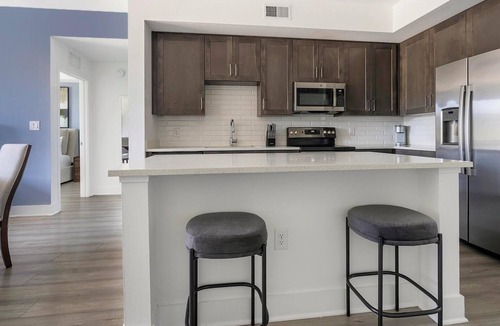 Fort Myers River District Apartment | Landing | Spectacular 2BD, Yoga Studio