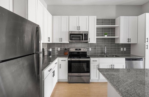 Rock Creek Apartment | Landing | Spectacular 2BD, Courtyard, Gym