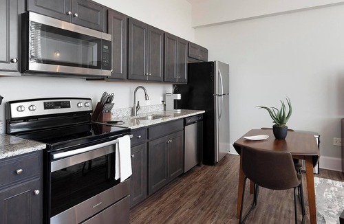 Spartanburg Apartment | Landing | Spectacular Studio, Gym
