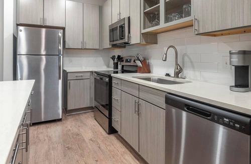 Cordova Apartment | Landing | Stunning 1BD, Clubhouse, Gym