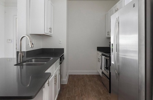 Buckhead Apartment | Landing | Stunning 1BD, Tennis Court, Yoga Studio