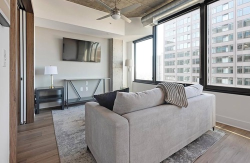 Baileys Crossroads Apartment | Landing | Stunning 1BD, Game Room, Gym