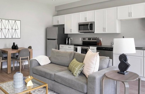 Nashville Apartment | Landing | Stunning 1BD, Courtyard, Pool