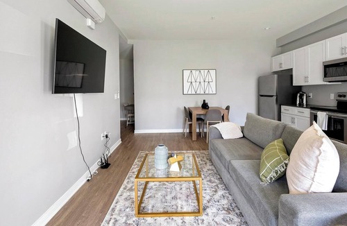 Nashville Apartment | Landing | Stunning 1BD, Courtyard, Pool