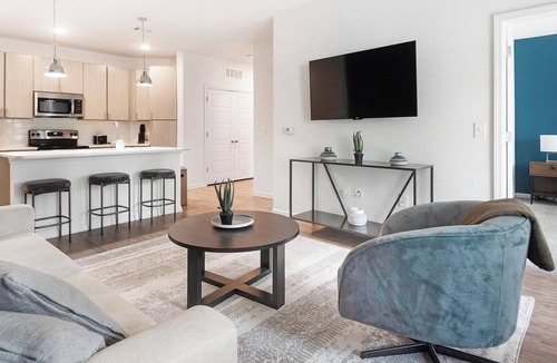 Cordova Apartment | Landing | Stunning 1BD, Yoga Studio, Gym