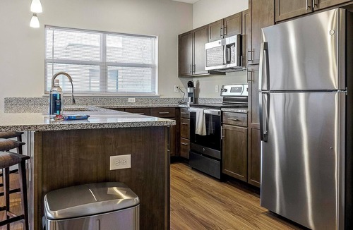 Cartersburg Apartment | Landing | Stunning 2BD, Clubhouse, Gym
