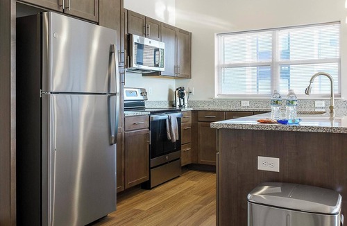 Cartersburg Apartment | Landing | Stunning 2BD, Clubhouse, Pool