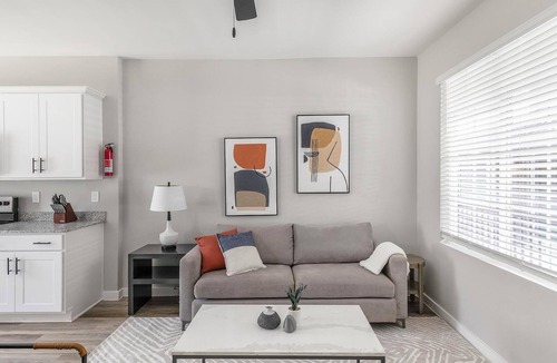 Madison Apartment | Landing | Stunning 2BD, Clubhouse, Gym