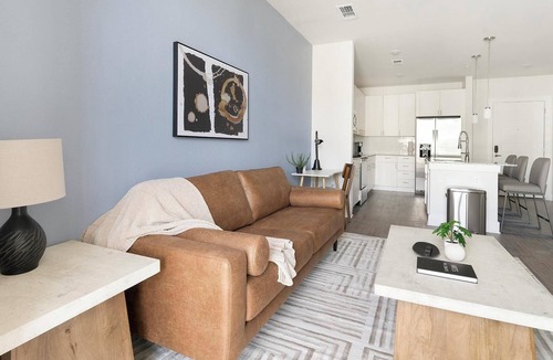 The Forum Apartment | Landing | Stylish 1BD, Gym
