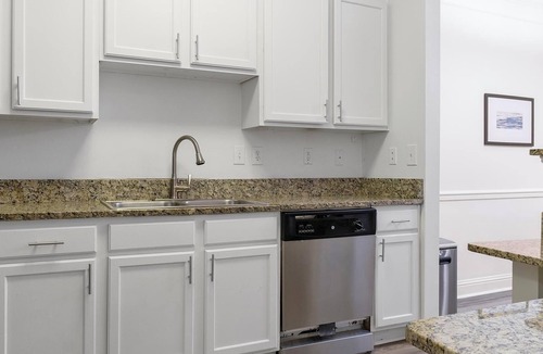 Buckhead Apartment | Landing | Stylish 2BD, Game Room, Tennis Court