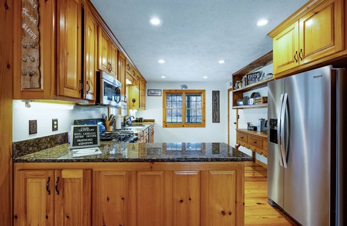 Ellijay House | Large creekside retreat! Near wineries, hiking, orchards, fishing