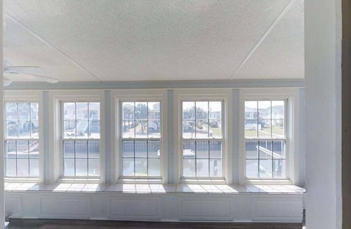 Inlet Harbour House | LARGE,Pool,pool table,Arcade,2 Golf Carts,6 Kayaks,free linen,Hot Tub,near beach