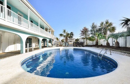 Inlet Harbour House | LARGE,Pool,pool table,Arcade,2 Golf Carts,6 Kayaks,free linen,Hot Tub,near beach