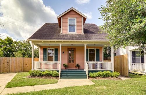 South Baton Rouge House | Large Yard: 'Pascagoula Peach' Home in Baton Rouge
