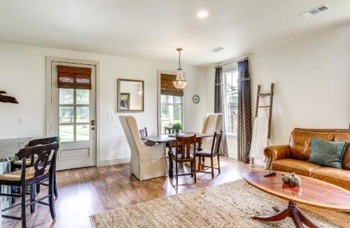 South Baton Rouge House | Large Yard: 'Pascagoula Peach' Home in Baton Rouge
