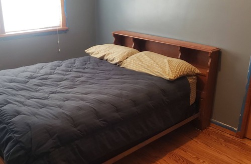 Audubon House | Last minute Louder than life bedroom. Walking distance.