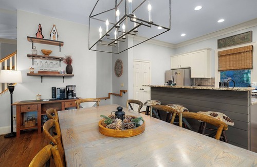 Big Canoe Cabin | Laurel Landing Lodge - Big Canoe GA