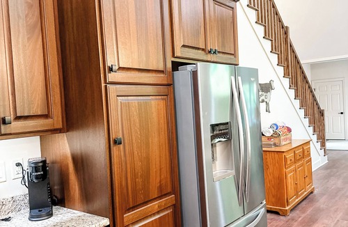 Woodlawn House | Laurel Mountain Getaway 🌄 Trout Fish on Crooked Creek🎣