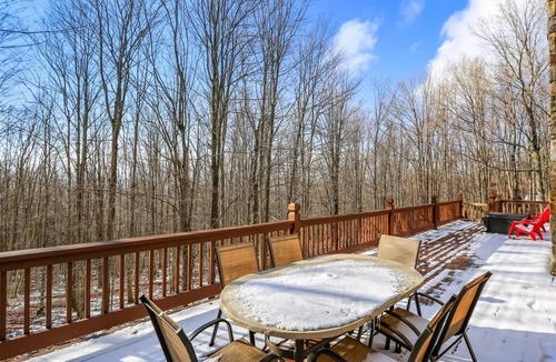 Old Timberline Ski Chalet | Lazy Bear - 637 Fern Lane Lazy Bear - 637 Fern Lane