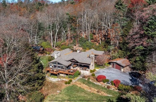 Cashiers House | Leggacy Heights – Mountain Views, Cozy Vibes, Minutes from Town