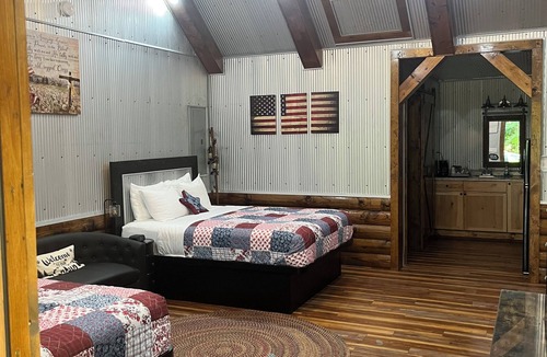 Buffalo Hotel | Lincoln Lodge