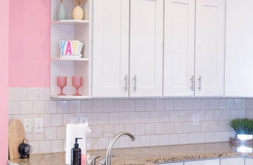 West End Apartment | Lipstick & Boots - Luxury 3-Level Condo with Private Garage near Music Row